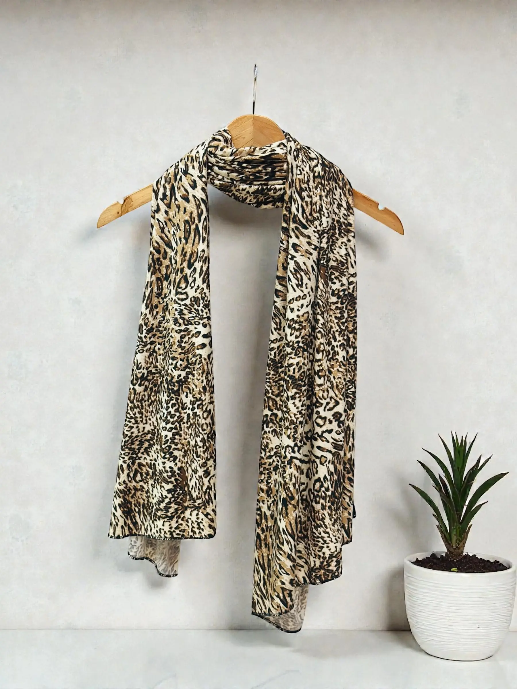 Leopard Print Hijab – Stylish Animal Print Scarf